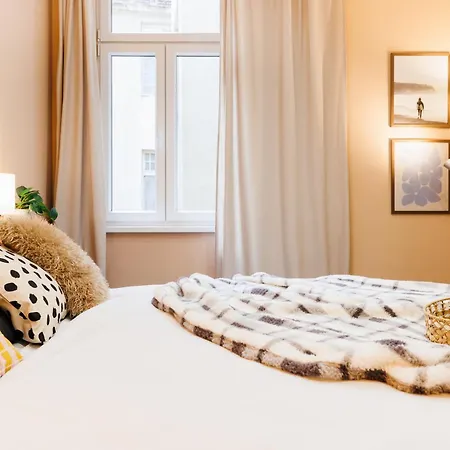 Velvet 120m2 With Foosball Old Town アパート ベオグラード